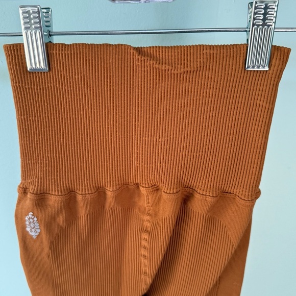 Free People Movement High Waisted Toasted Coconut Rust Orange Leggings Sz XS/S - Picture 7 of 9